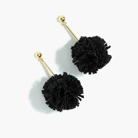 🆕*Last Pair*J.Crew Gathered Carnation Earrings - Picture 2 of 4